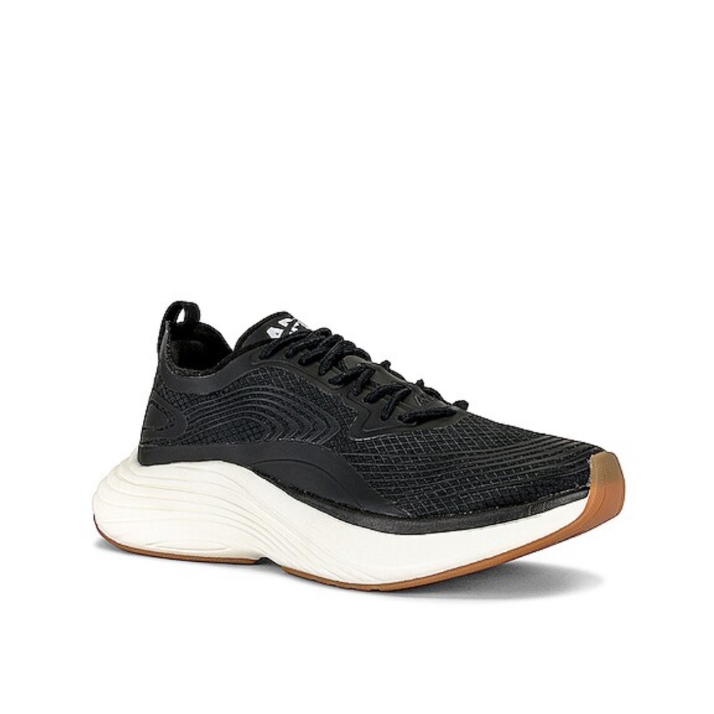 APL Streamline Sneaker